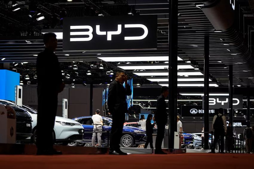 BYD Ngamuk! Jual Setengah Juta Mobil Listrik di Desember 2024