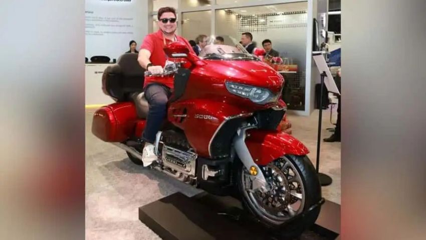 China Siapkan Motor 8 Silinder Penatang Honda Gold Wing